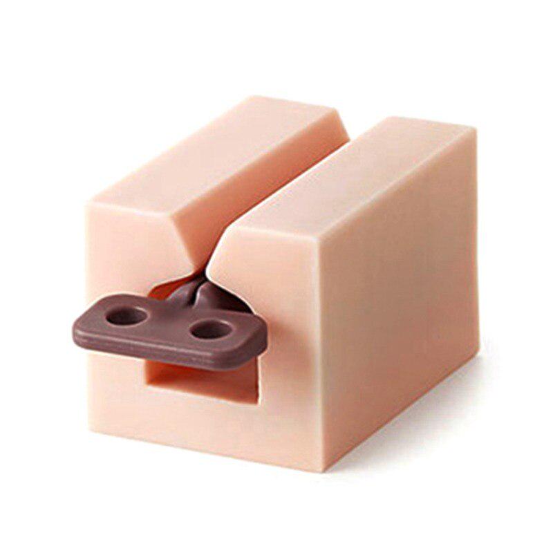 

Квадратный ролик для выдавливания зубной пасты