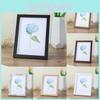 Moderner minimalistischer Holzfotorahmen mit handgefertigtem Finish für Wohnzimmerdekoration