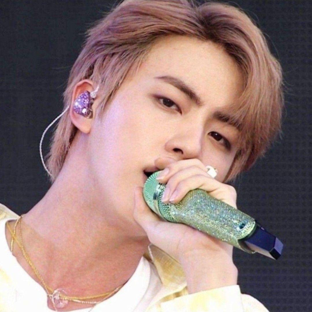 

[USED] BTS JIN wears Yongri Yongri ring