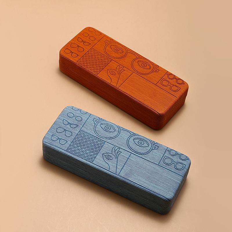 1Pc Geometric Pattern Glasses Case Portable Stylish Square Eyewear Holder With Embossed Designs For Men'S Fashion Accessories