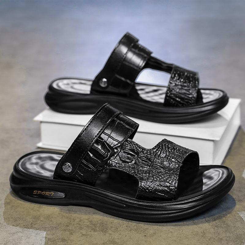 Sandals Men's Summer Wear 2025 New Men's Outdoor Beach Wading Leisure Sports Versatile Dad Cool Slippers
