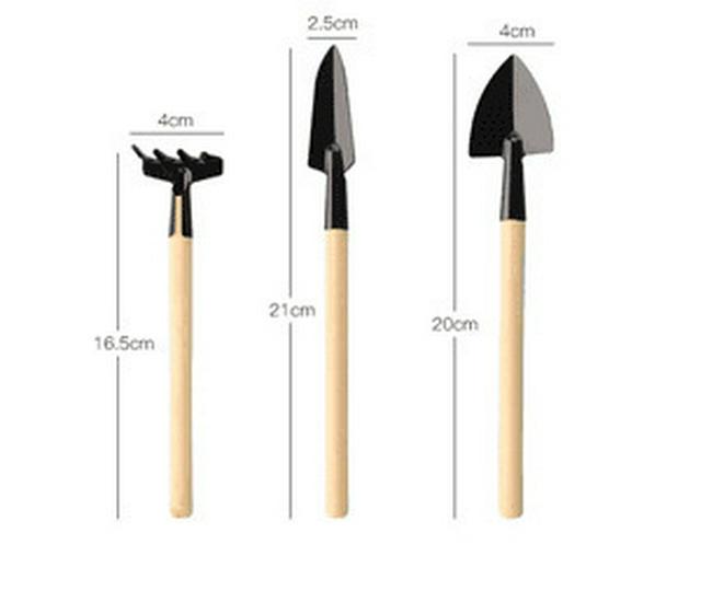 Free Shipping: Gardening Tools Set - Flower & Vegetable Planting Shovel Trio