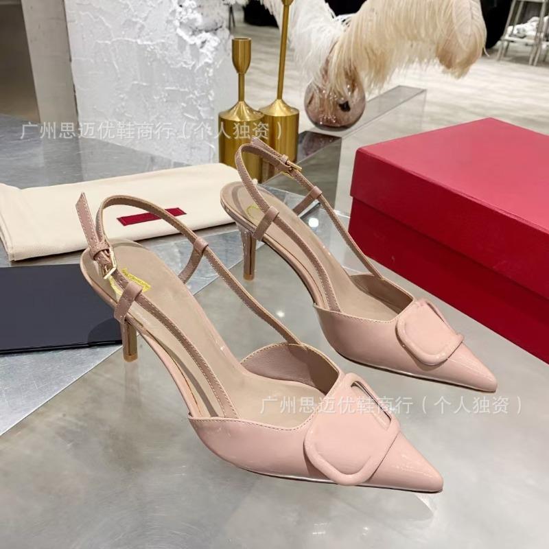 

Новые высококачественные лакированные женские босоножки на тонком высоком каблуке с V-образной пряжкой и заостренным носом, задний ремешок, однослойные высокие каблуки 35 телесный