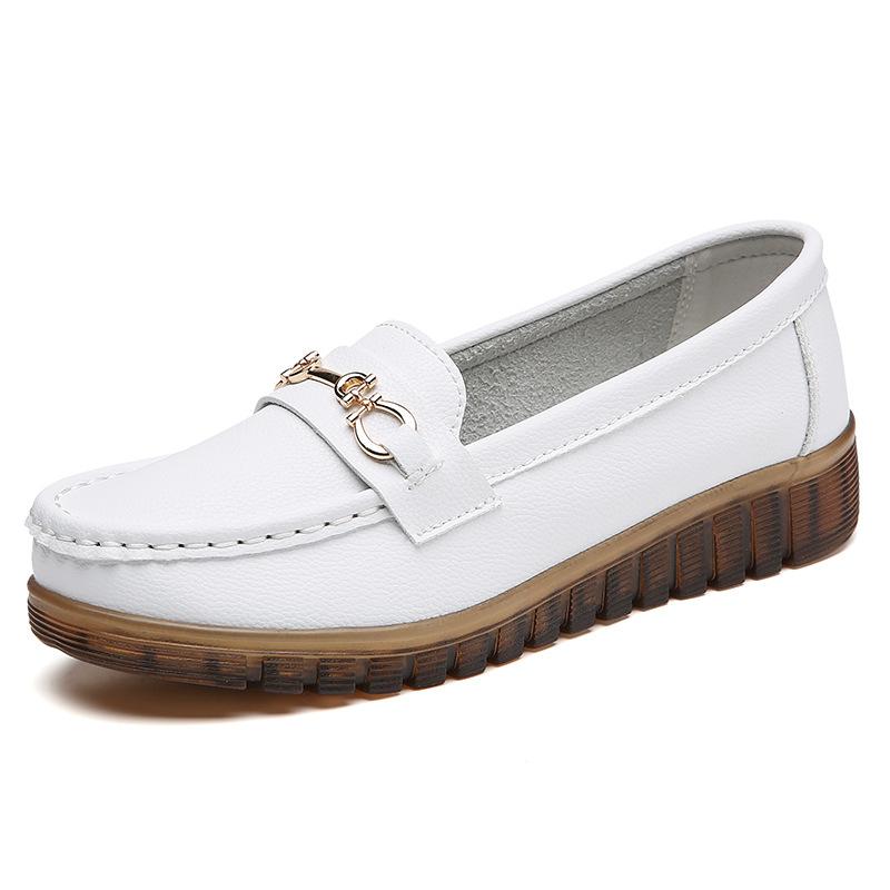 Spring New Large-size Flat Bean Shoes Soft Sole Comfortable Middle-aged and Elderly People Sport Lazy Shoes Without Tired Mother Shoes