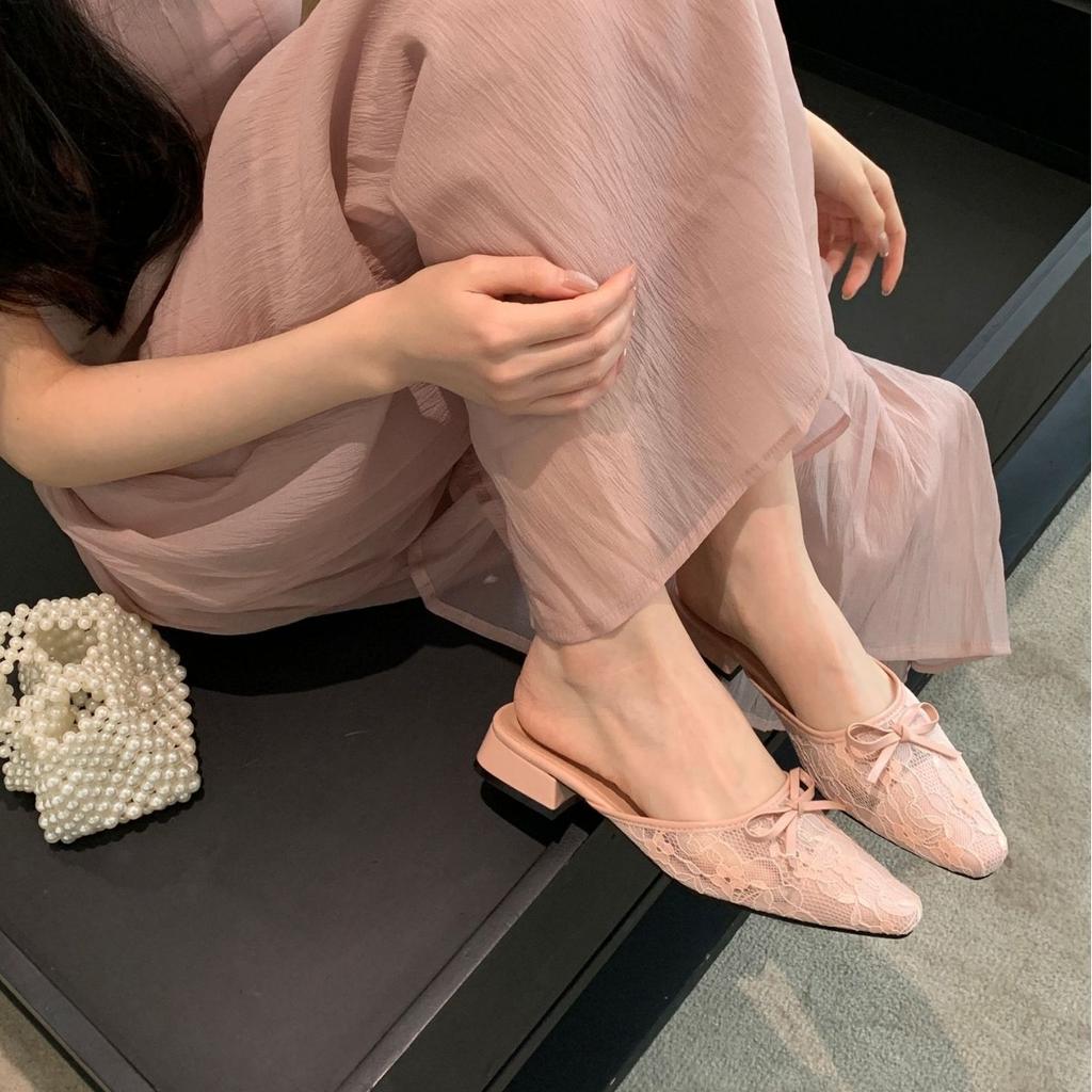 Summer 2025 New Round Head Lace Bow Thick Middle Heel Hollow Versatile Elegant Niche Half-drag Women's Sandals