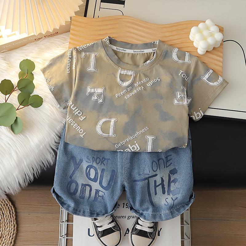 Boys' short sleeved set summer Children's round neck printed T-shirt+casual denim shorts Boys' high-quality clothes
