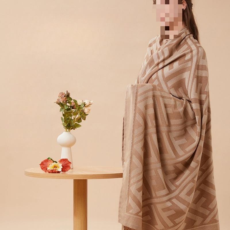 Geometric Jacquard Knitted Blanket Bed Sofa Decorat Outdoor Camping Blanket Plaid Bedspread Tapestry First Class Aviation Blanket Air Condition Quilt