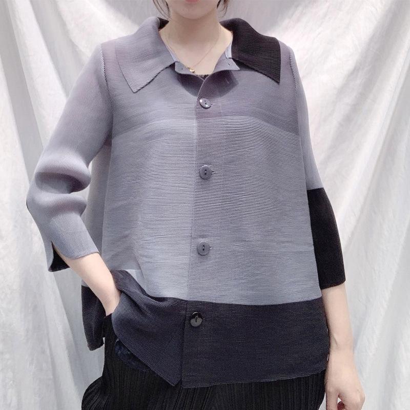 

Плиссированные куртки женские хит цвета плед дикие свободные однобортные пальто с воротником с лацканами летняя одежда One Size чёрный