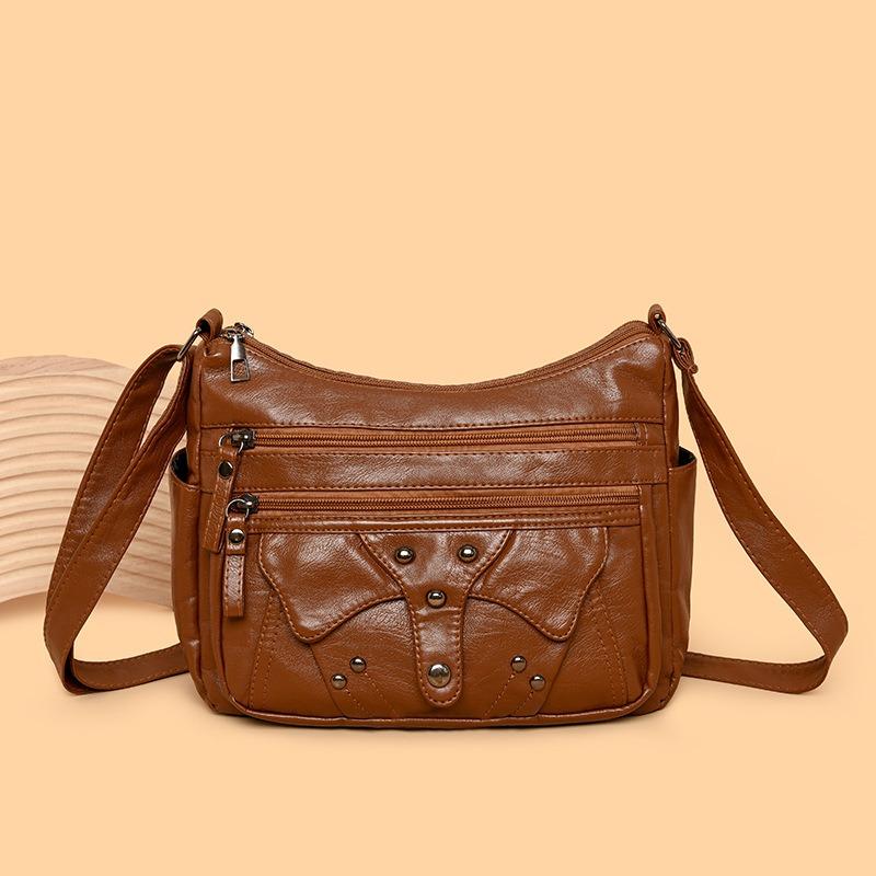 Retro Leather Bag Women's New Fashionable Large-capacity Middle-aged Mother Bag Light Casual Messenger Bag Women