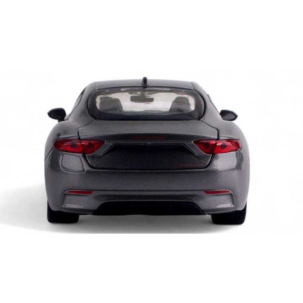 WELLY 1:24 Maserati GranTurismo Diecast Modellauto