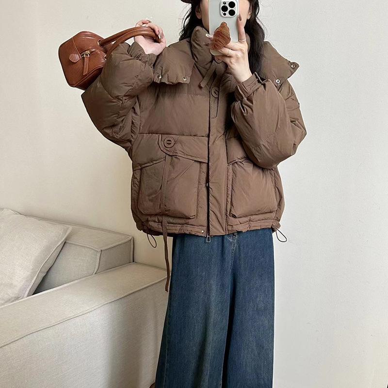 Hooded Down Jacket Women's 2024 Winter Fashion Sweet Small Design Sense Round Button Warm White Duck Down Bread Clothing