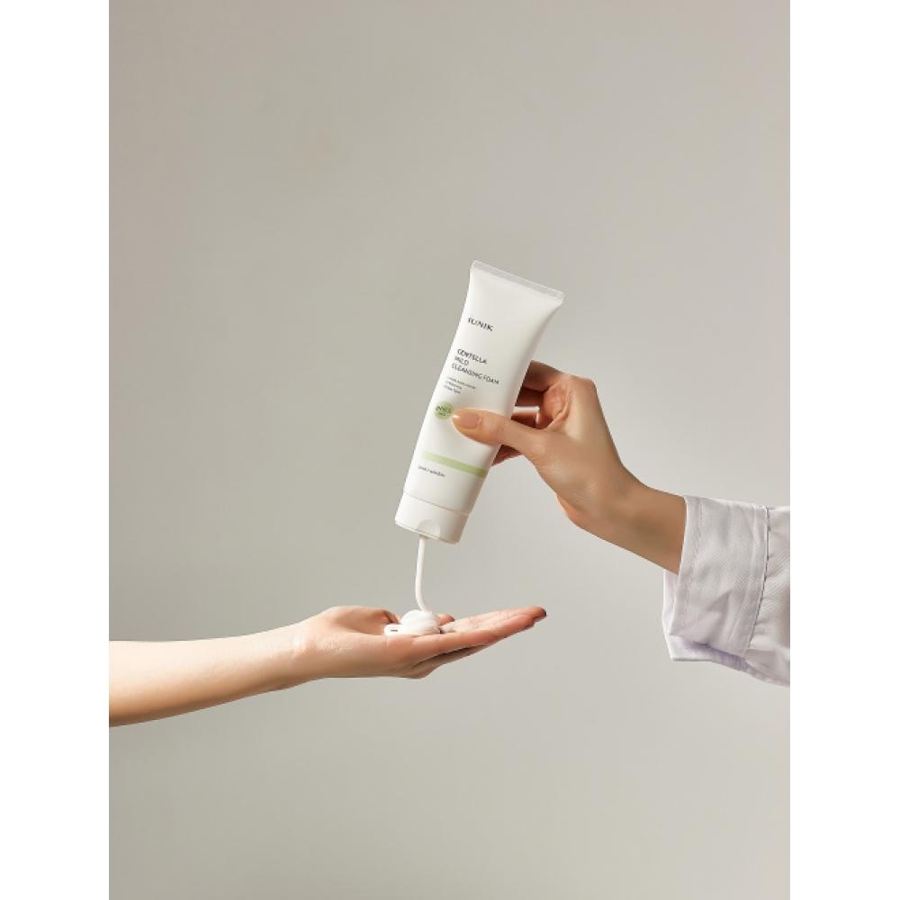 Iunik Centella Mild Cleansing Foam 120ml