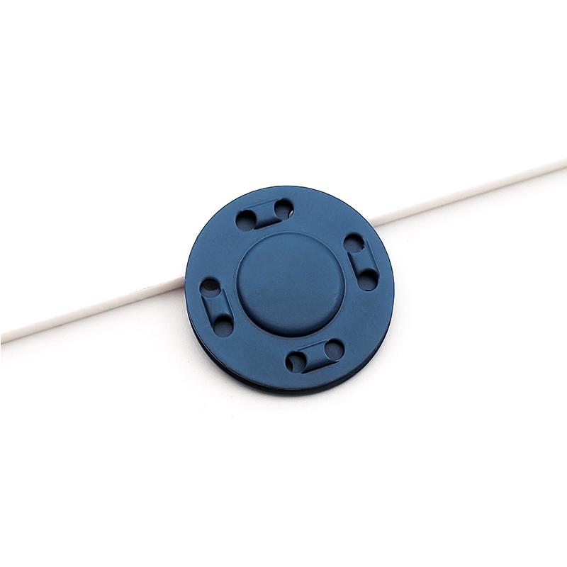 

Colorful Metal Buttons, Strong Adhesion, Suitable for Knitwear, Windbreakers,Woolen Coats,Eight Hole Sewing,Not Harmful To Hands 1.2CM-1 Pair темно-синього кольору