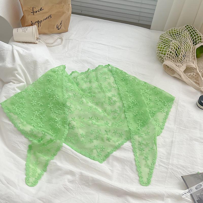 

Summer Lace Triangular Scarf Sweet Leaf Scarf for Women Travel Photography Headscarf 130*45cm