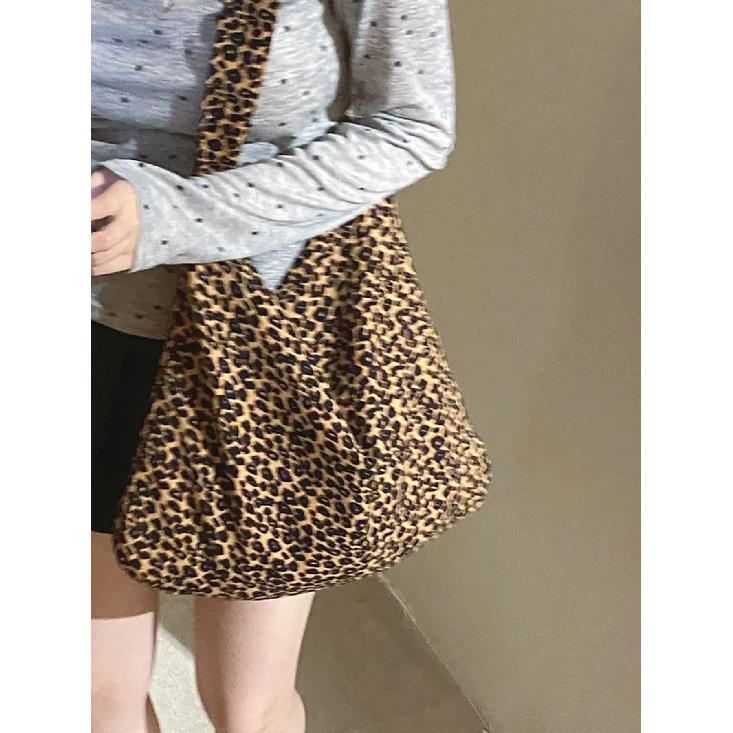 Leopard Print Canvas Bag Large Capacity Shoulder Bag Corduroy Dongdaemun Shopping Bag Ins Style Celebrity Style