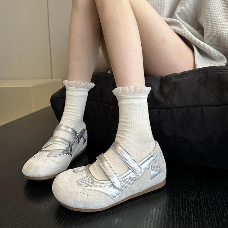

Fashion High quality fashion, simple Flats Women s Sports Shoes Fashion Sneakers Casual Shallow Shoes 2025 Summer Walking Trend 40 серебряный
