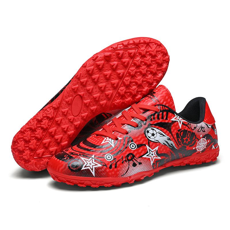 Children's football shoes boys and girls sports football shoes broken nails primary school football game boys