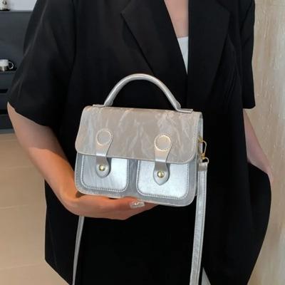 Beliebte Nischenhandtasche Damen Neue Mode Vielseitige Umhängetasche High-End-Einzelschulter Lässige kleine quadratische Tasche