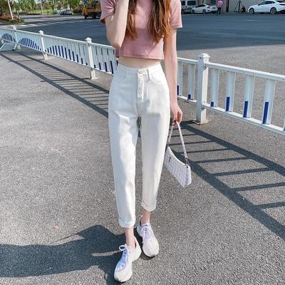 Trendy Women's White High-Waist Baggy Jeans - Slimming, Versatile, Cropped Pants