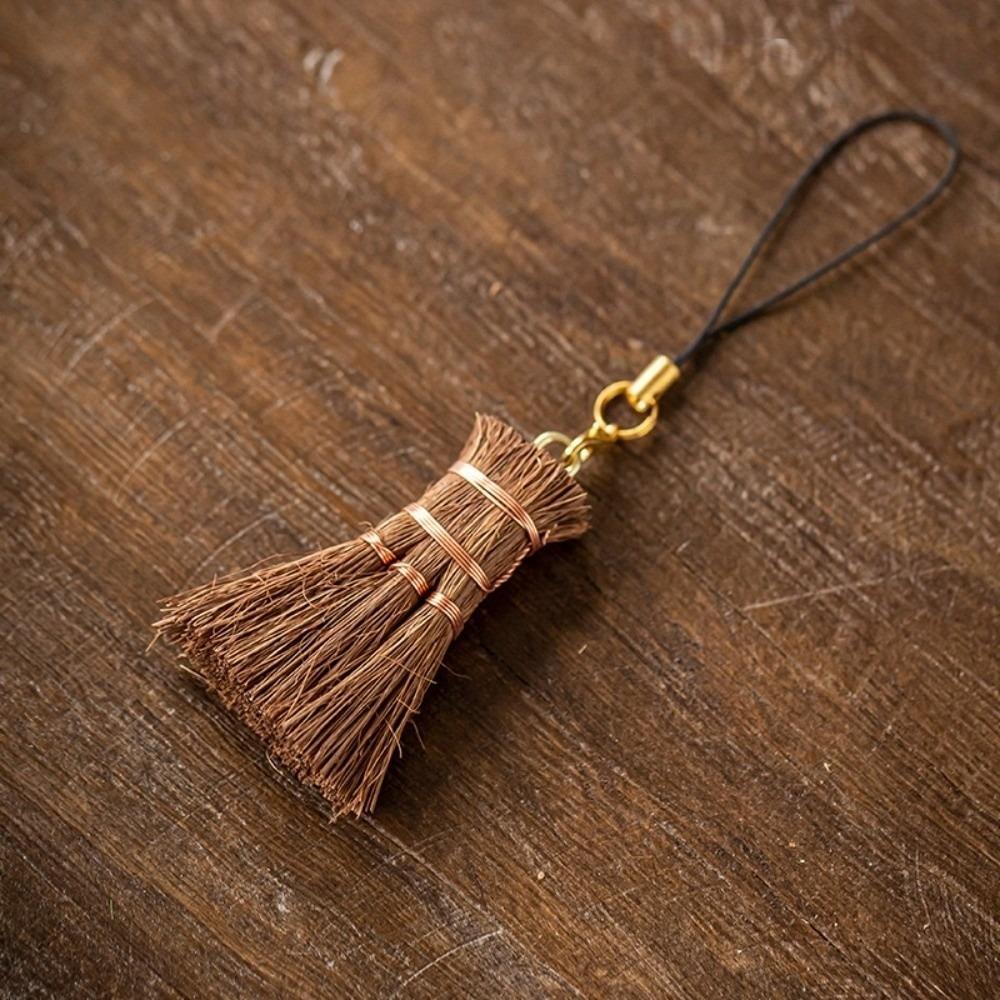 Natural Tea Cleaning Brush Traditional Mini Whisk Broom Tea Ware Scrubber  Dust Removal