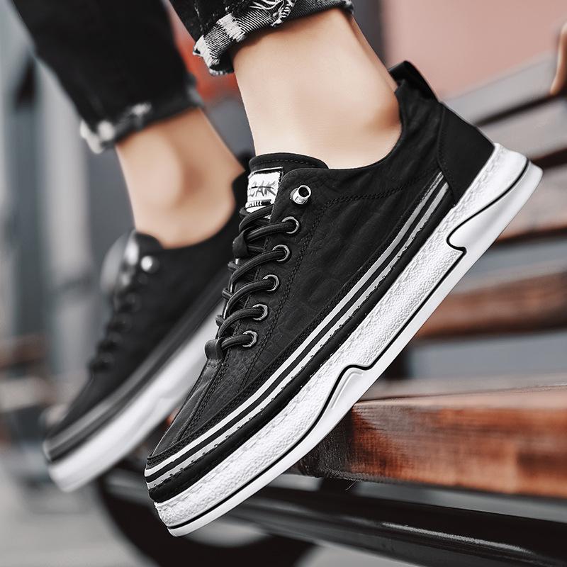 22 New Four-season Low-top Casual Sports Shoes Student Board Shoes