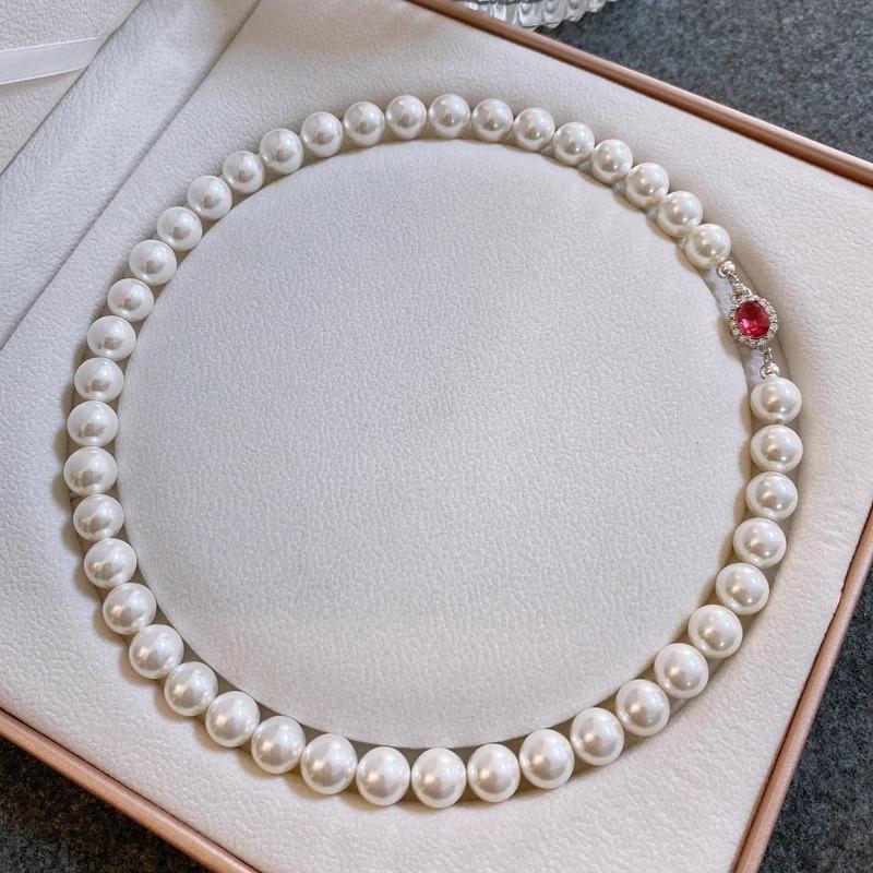 Bordeaux Red Diamond Buckle Strong Light Shijia Pearl Necklace Women'S Light Luxury Temperament Blue Diamond Buckle Pearl
