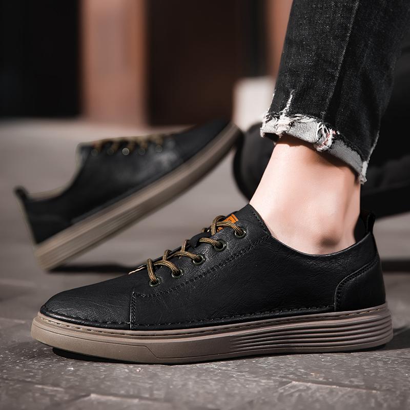 Wysokiej jakości męskie nowe dwuwarstwowe buty z krowiej skóry 2024 Modne męskie buty outdoorowe oddychające, sznurowane, z niską cholewką