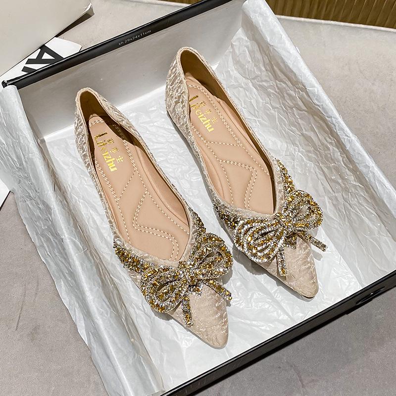 Plus Size Women's Rhinestone Pointed Toe Loafers (Sizes 41-43) - 2022 Flat Fashion Style