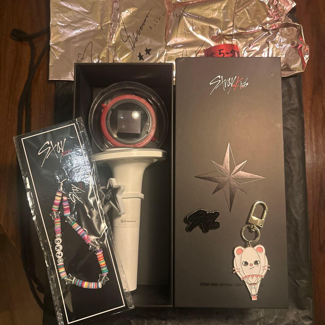 

[Б/У] Лайтстик Stray Kids Версия 2