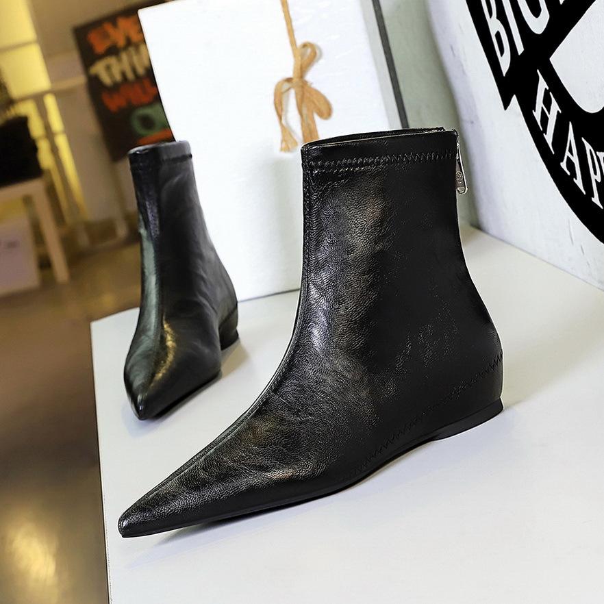 

Ретро женские ботинки удобные и на низком каблуке, с увеличенной внутренней высотой каблука, на молнии, для педикюра и тонкие, европейские и американские универсальные ботинки 40