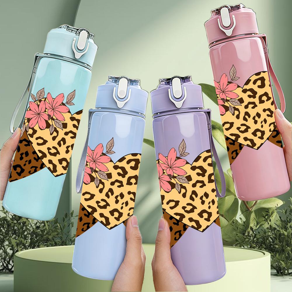 1PC Triple Leopard Heart 750ml Color Plastic Sports Water Bottle Leakproof Flip Straw Lid Suitable for Sports Office Home Use