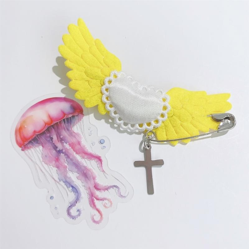 Stylish Hairpin With Soft Padded Wing Delicate Metalwork Hairpin Animen Style Hair Clip For Casual Or Prom Occasion
