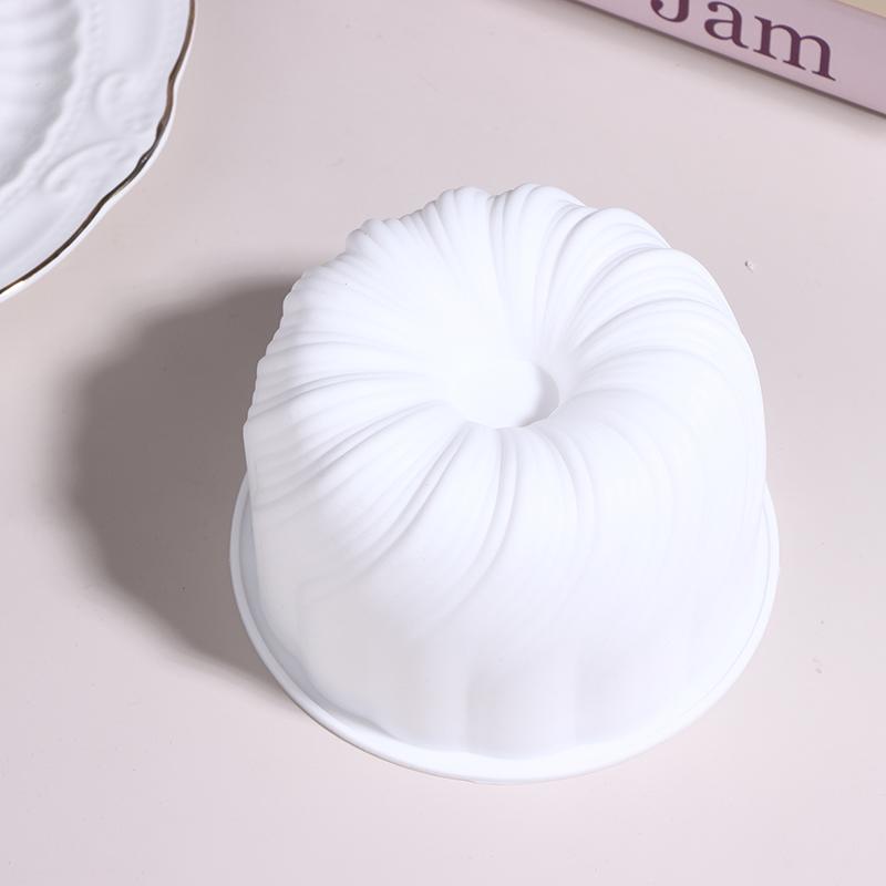 4 Inch Round Rotating Heart Flower Basket Coil Texture Design French Mousse Cake Mould Silicone Cake Mold Kitchen Bakeware