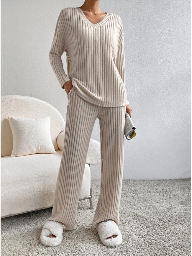 2025 Autumn Women's Cross-border Casual V-neck Rib-knit Set with Loose Straight-leg Pants