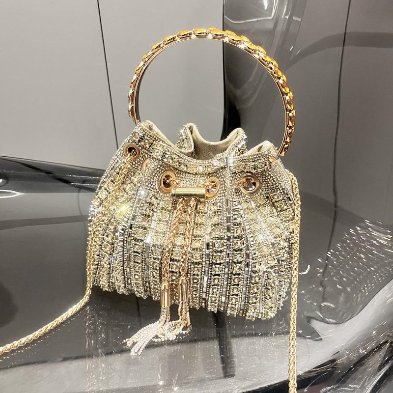Dinner handbag, new high-value women's bag, fashionable diamond-encrusted chain bag, shoulder messenger bag.