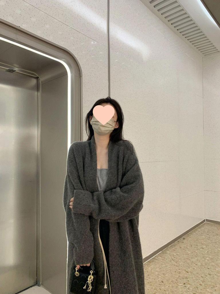 Women's Gray Oversized Knit Sweater Coat: Mid-Length, Over-the-Knee, Autumn/Winter, Thickened Lazy Style.