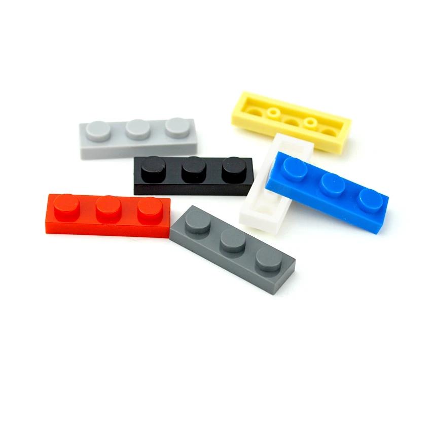 100Pcs MOC Thin Bricks Assembles Particles Plate 1 x 3 Dots Building Blocks Parts DIY Educational Gift Toys Compatible 3623