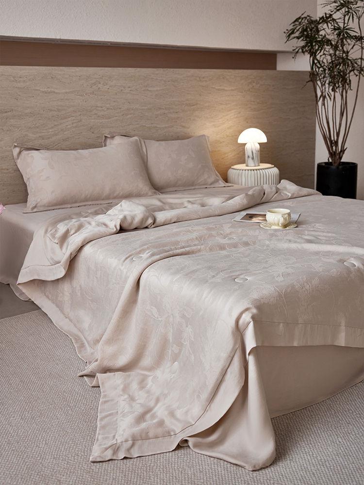 High-end Floating Silk Thick Woven Jacquard Fabric, Washable Machine Washable Summer Cool Quilt