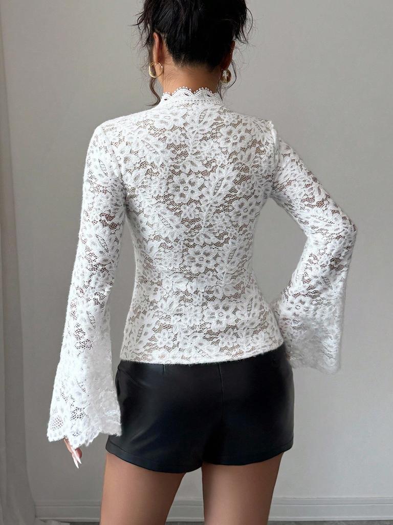 Spring Autumn Ladies White Sexy Luxury Lace Slim Top Fashion Daily Basic Office Lady Casual Slim Fit Ladies Elegant Women Long Sleeve Top