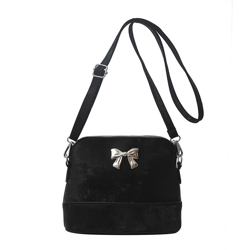 

2024 весна и лето новая модная женская сумка через плечо повседневная сумка-ракушка корейская версия повседневная текстура простая модная сумка чёрный