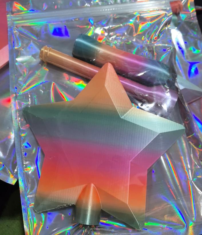 

Star Shaped Card Clip Magic Wand Style Non-Contact Payment Tool Durable Scratch Resistant Plastic Card For Quick Payments