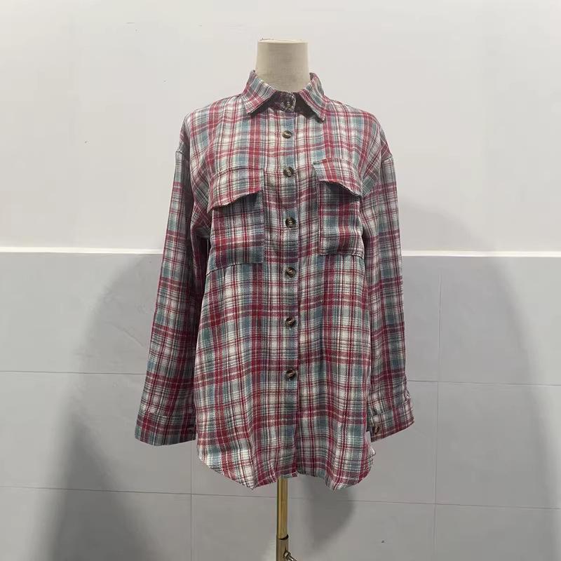 2026 Women's Autumn-Winter Loose Plaid Pocket Shirt: Casual European & American Style