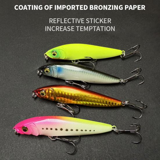 Isca de Pesca Artificial Rígida Swimbait com Garatéia Aparência Realista Cor Brilhante Postura de Natação Natural Isca Falsa Isca