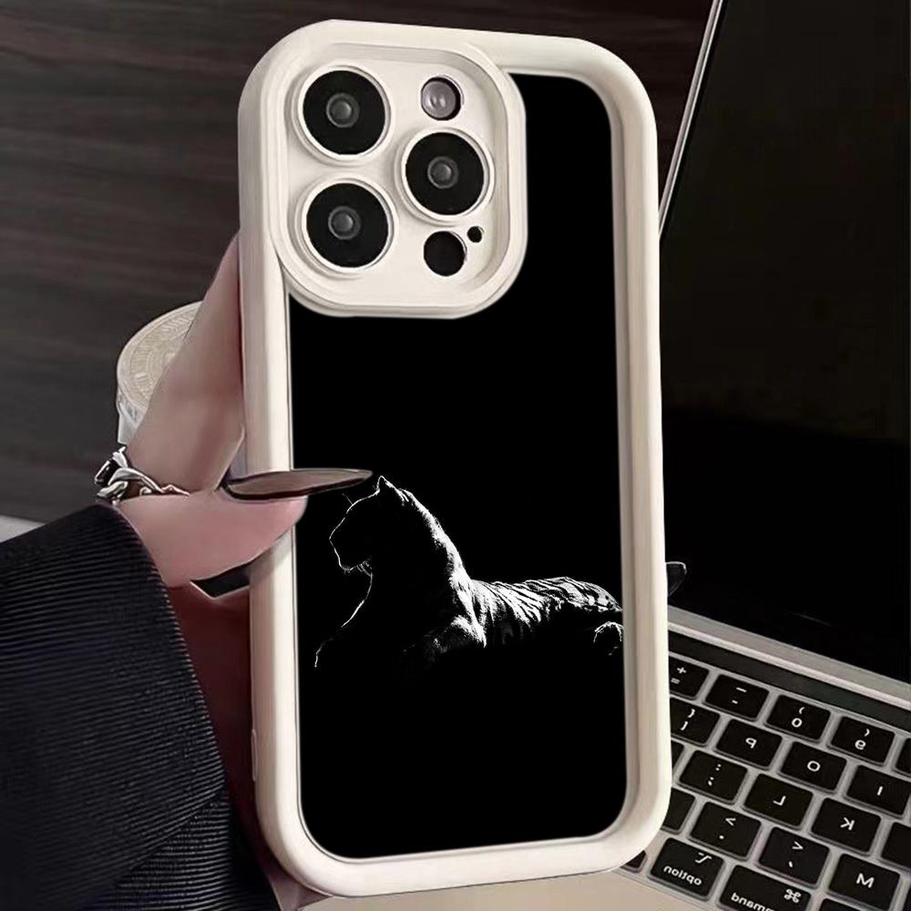 Ae86 Lion Black Design Art Ochronne Etui na Telefony Samsung S24 S23 S22 Ultra A15 A14 S21 FE A54 A12 A25 A35 A53 Angel Eyes TPU Tylna Obudowa