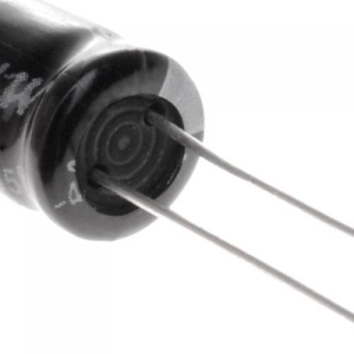100pcs 16V 470uF Low ESR Impedance /
