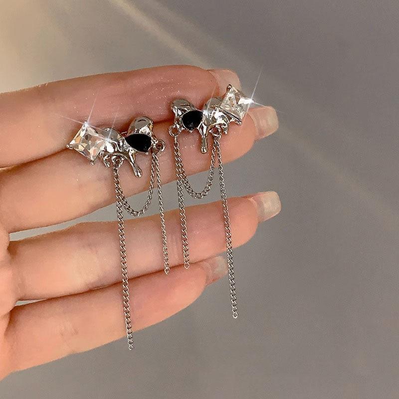 Exquisite Black Crystal Heart Dangle Earrings for Women Charm Lava Shining Star Long Tassel Earrings Fashion Jewelry Accessories