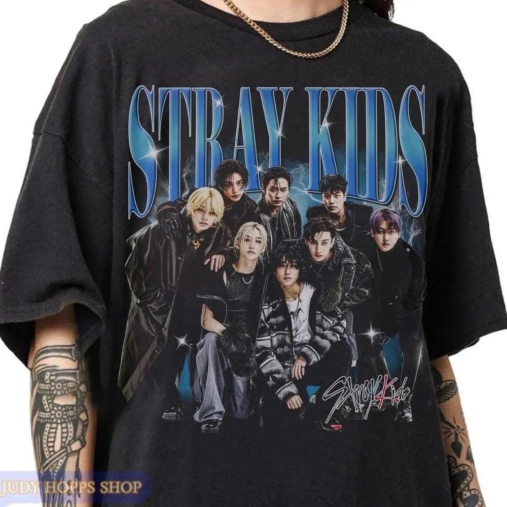 Stray Kids Vintage 90s Tour Graphic T-Shirt Unisex T-Shirt XXXL