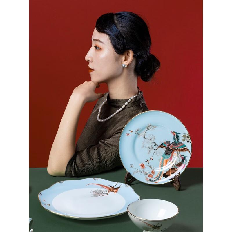 Zhi Shi Jingdezhen Blue Phoenix Bone China Sauce Dish