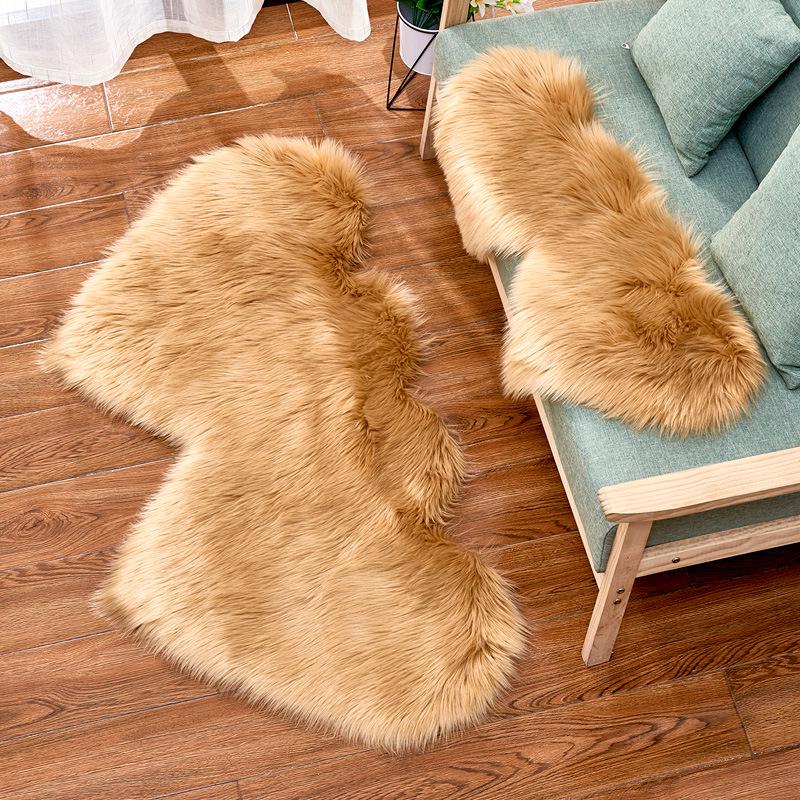 2024 Cute Heart Plush Carpet: European Style Floor Mat & Sofa Cushion