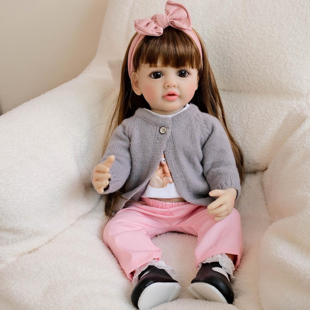 Popular 22 Inch Reborn Babies Dolls Betty 55cm Full Vinyl Body Beautiful Baby Girl Dolls Wear Gray Cardigan Suits Lifelike Simulation Dolls for Kids